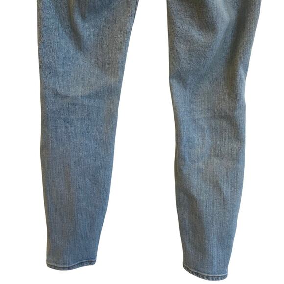 J Brand Capri Beach Line Jeans Light Blue - 24 Excellent - Cropped Fit - Picture 11 of 16